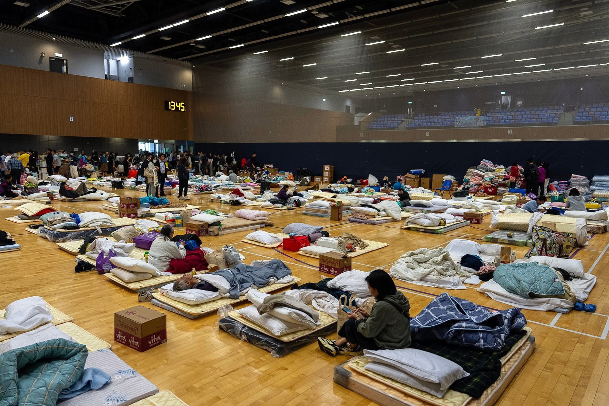 IN SOLIDARITY WITH THE FIRE VICTIMS IN HONGKONG – Caritas Macau Mobilizes to Aid Victims of Tai Po Fire