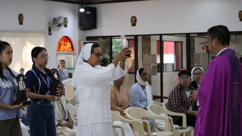 HOLY FATHER VISITS EQUATORIAL GUINEA – Pastoral Work of the Salesian Sisters