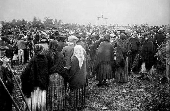 13 DE OUTUBRO DE 1917: SEXTA E ÚLTIMA APARIÇÃO DE NOSSA SENHORA DO ROSÁRIO DE FÁTIMA AOS PASTORINHOS
