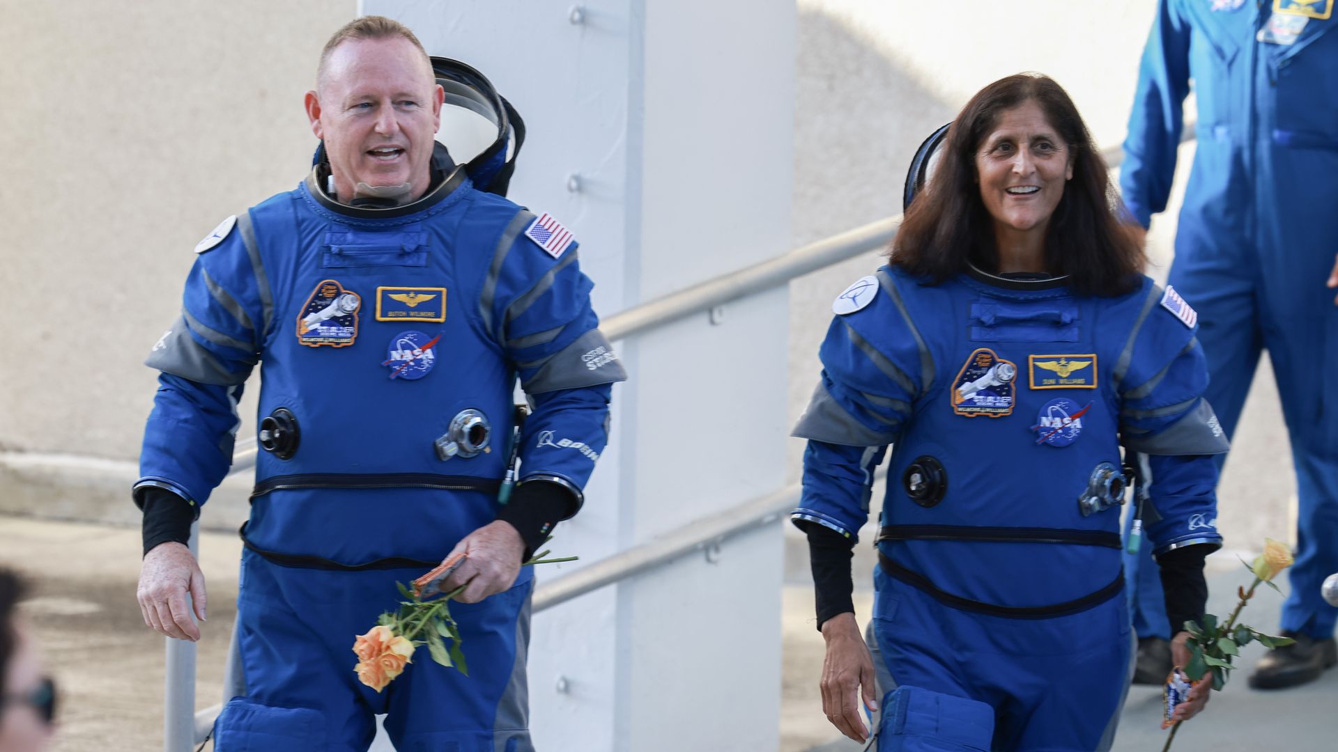 Butch Wilmore e a co-piloto Sunita Williams