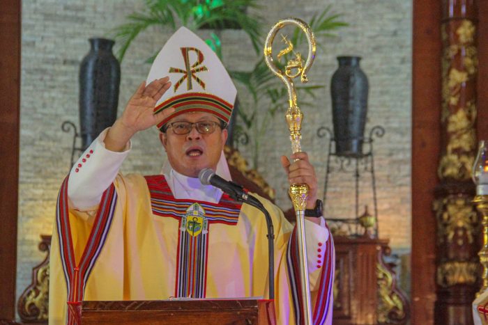 FILIPINAS: SOLIDARIEDADE NA IGREJA CATÓLICA