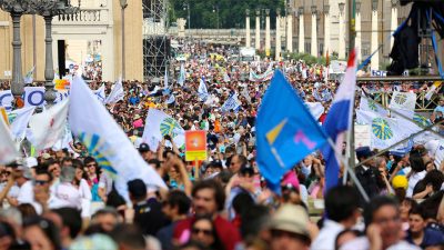 Comissão da Juventude prepara peregrinação a Roma